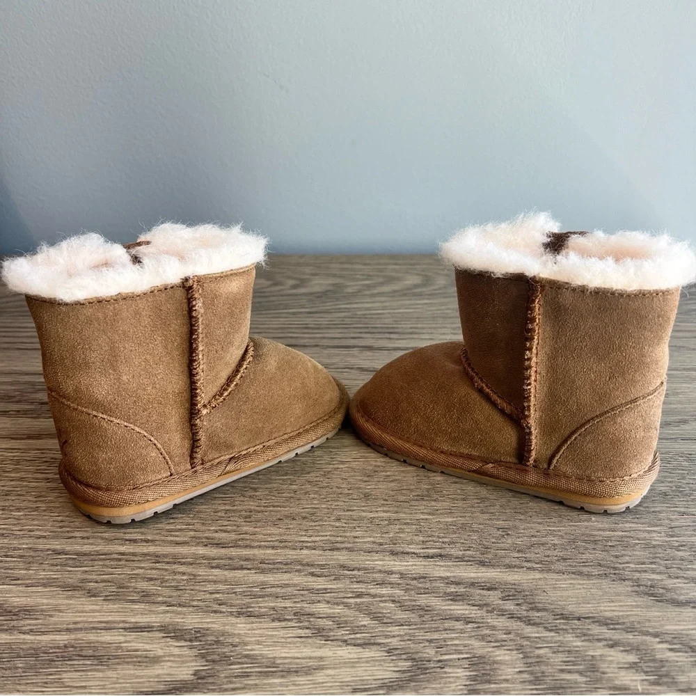 Emu Australia Toddle Boots 6-12 Months Suede Merino Wool Lined Baby Winter Boots